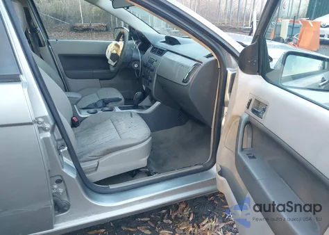 2008 Ford Focus Se/Ses from USA, damaged, VIN 1FAHP35N28W274142